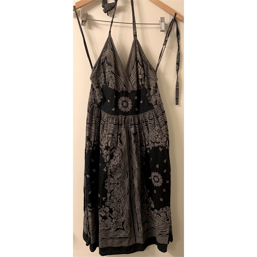 Halter top black bandana dress
